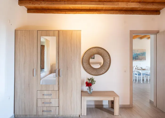 Blue Vista Quadruple شقة